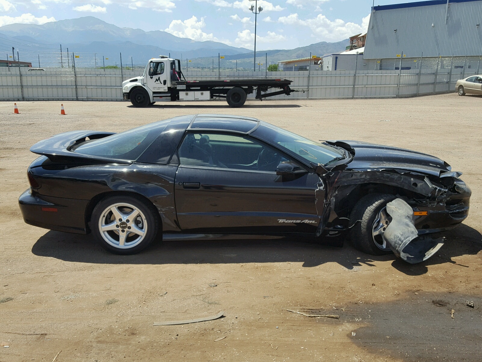 Photo 9 from auction – 2000 PONTIAC FIREBIRD F with VIN 2G2FV22G6Y2162697