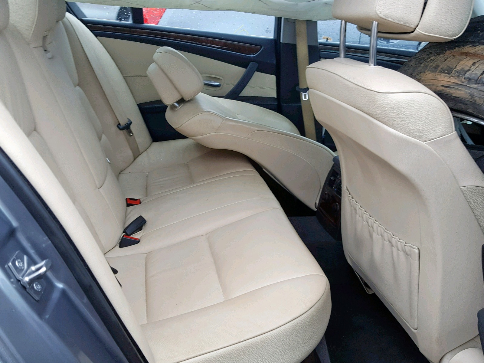 Photo 6 from auction – 2010 BMW 528 I with VIN WBANU5C55AC363874