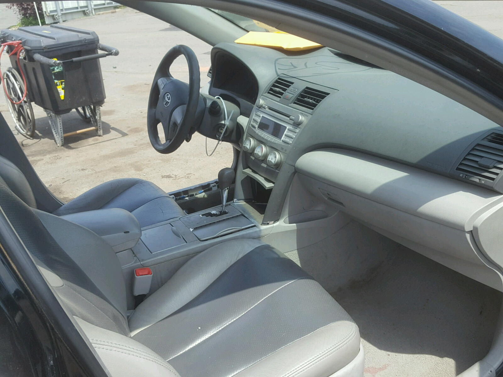 Photo 5 from auction – 2011 TOYOTA CAMRY BASE with VIN 4T1BF3EK1BU759542