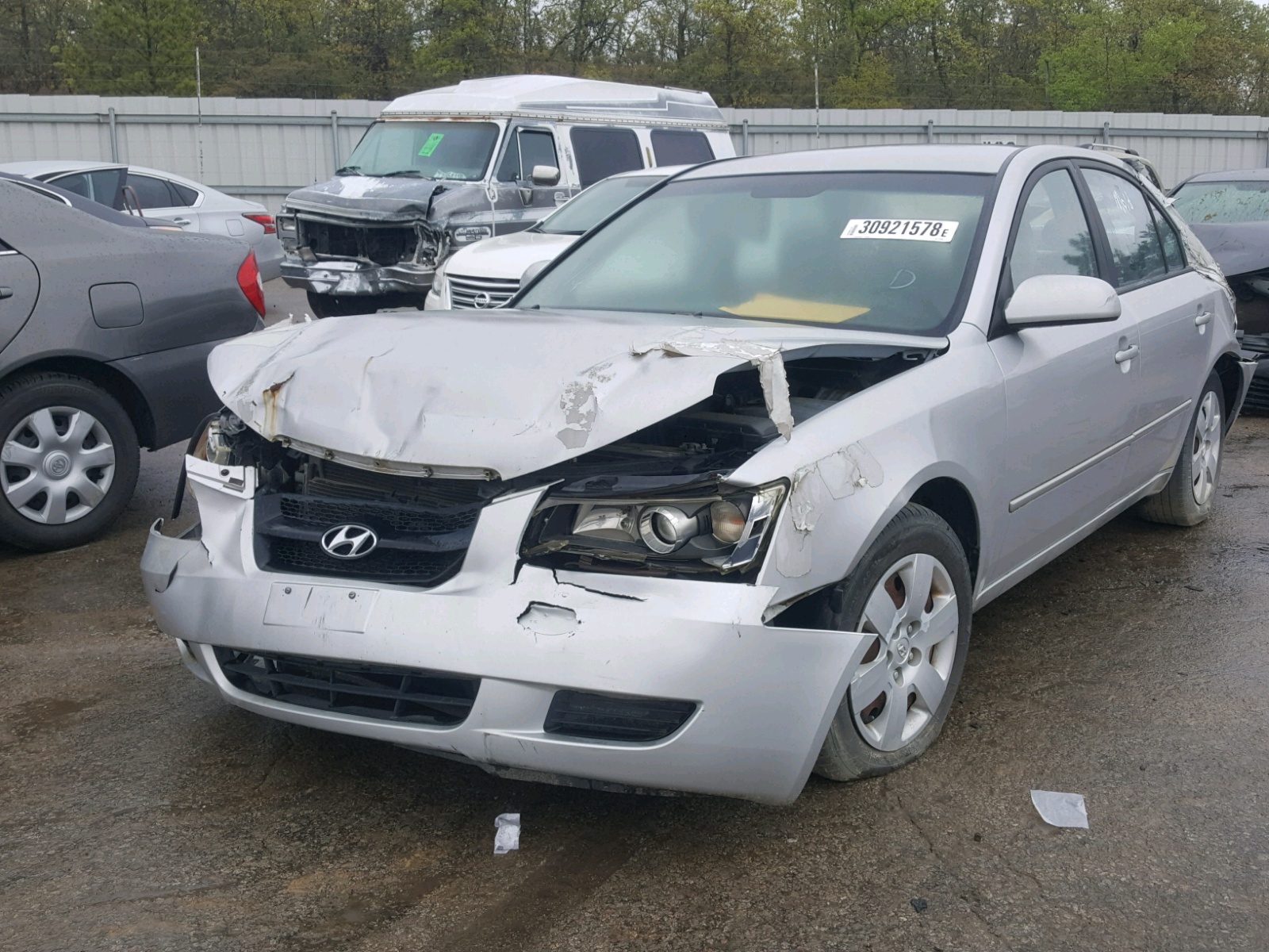 Photo 2 from auction – 2006 HYUNDAI SONATA GL with VIN KMHET46C06A134446