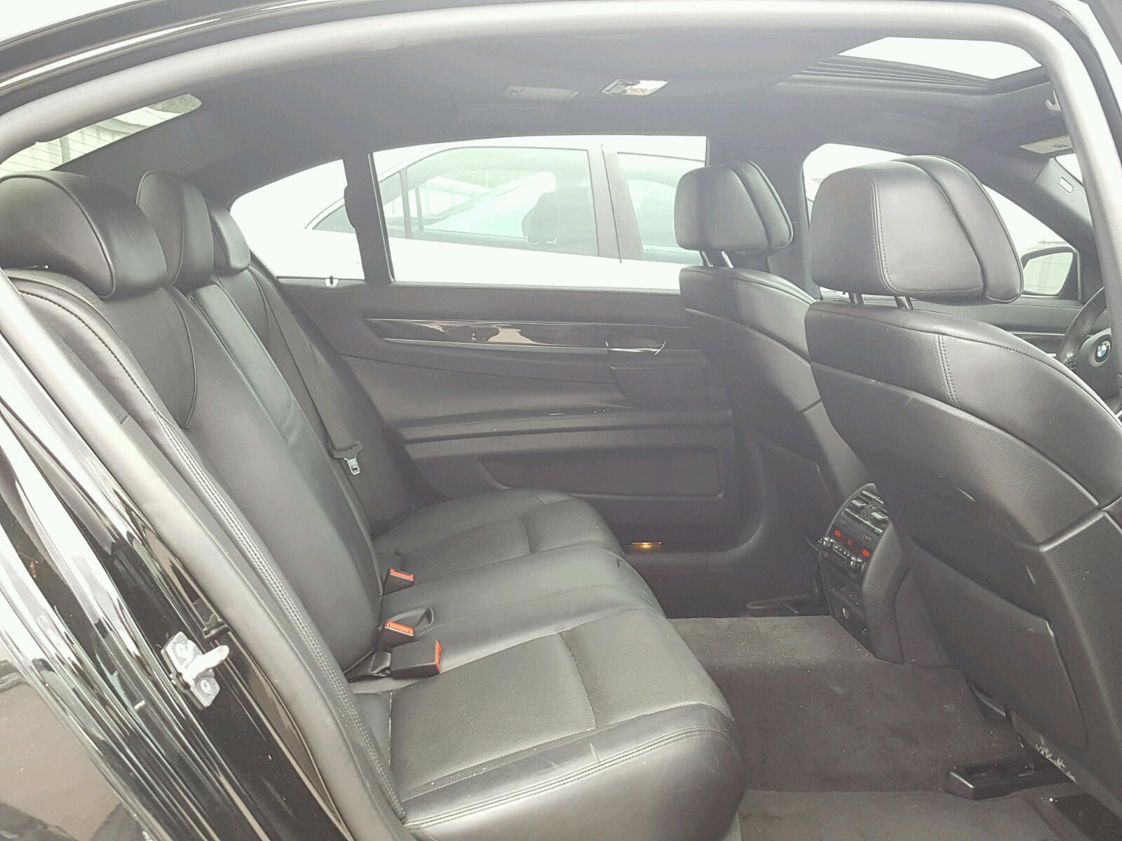 Photo 6 from auction – 2012 BMW 750 LI with VIN WBAKB8C53CC963189