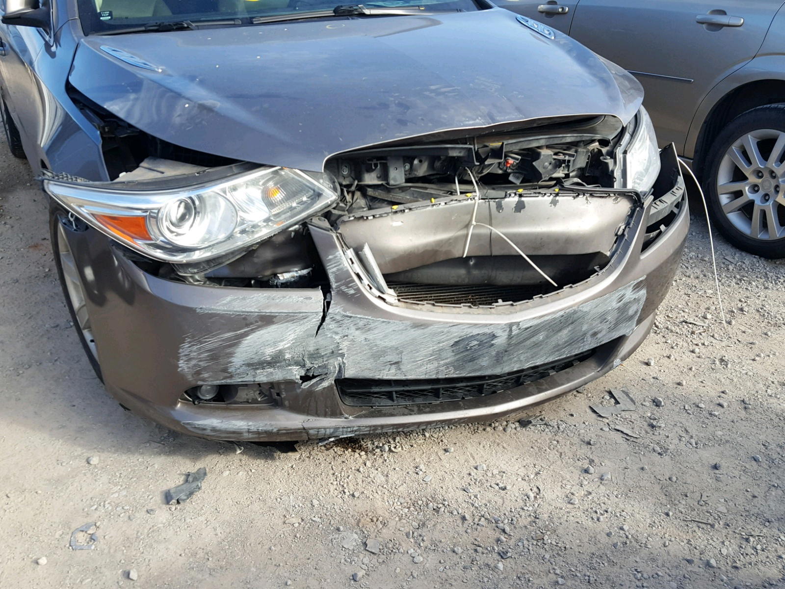 Photo 9 from auction – 2011 BUICK LACROSSE C with VIN 1G4GC5ED3BF209095