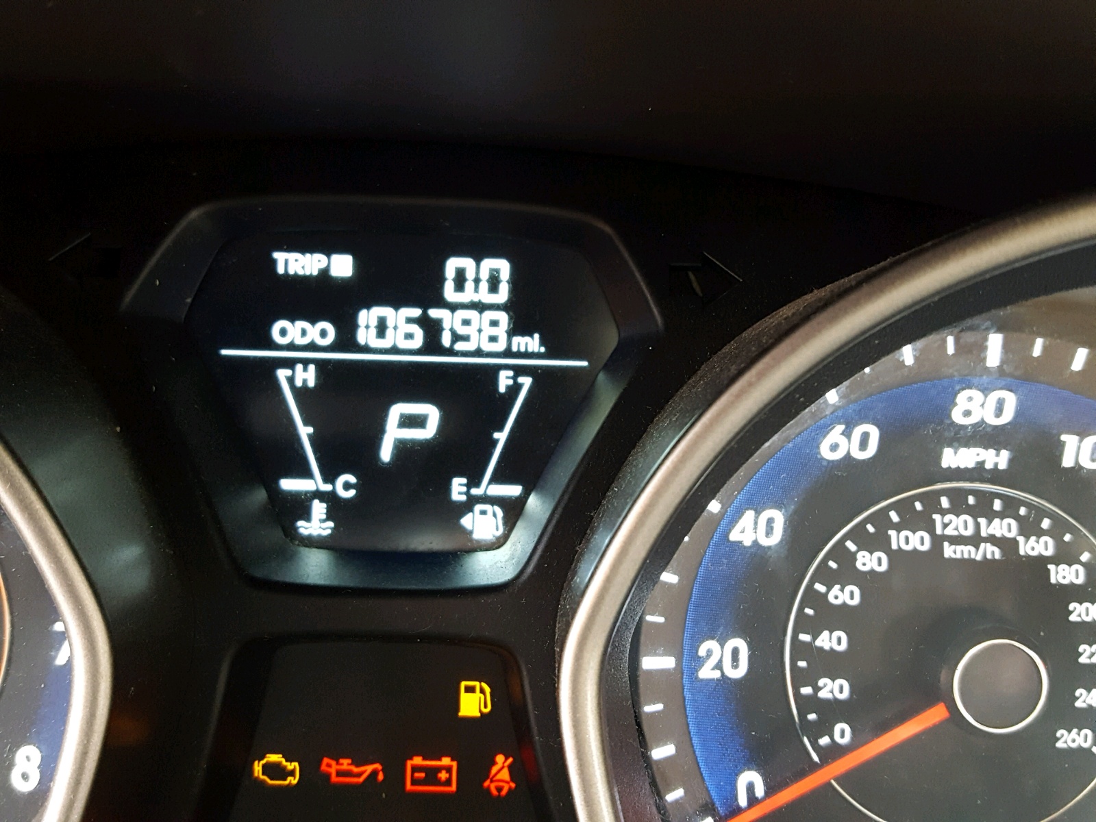 Photo 8 from auction – 2011 HYUNDAI ELANTRA GL with VIN 5NPDH4AE2BH055261