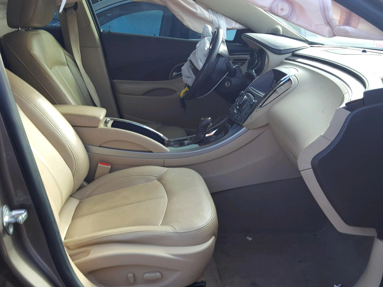 Photo 5 from auction – 2011 BUICK LACROSSE C with VIN 1G4GC5ED3BF209095