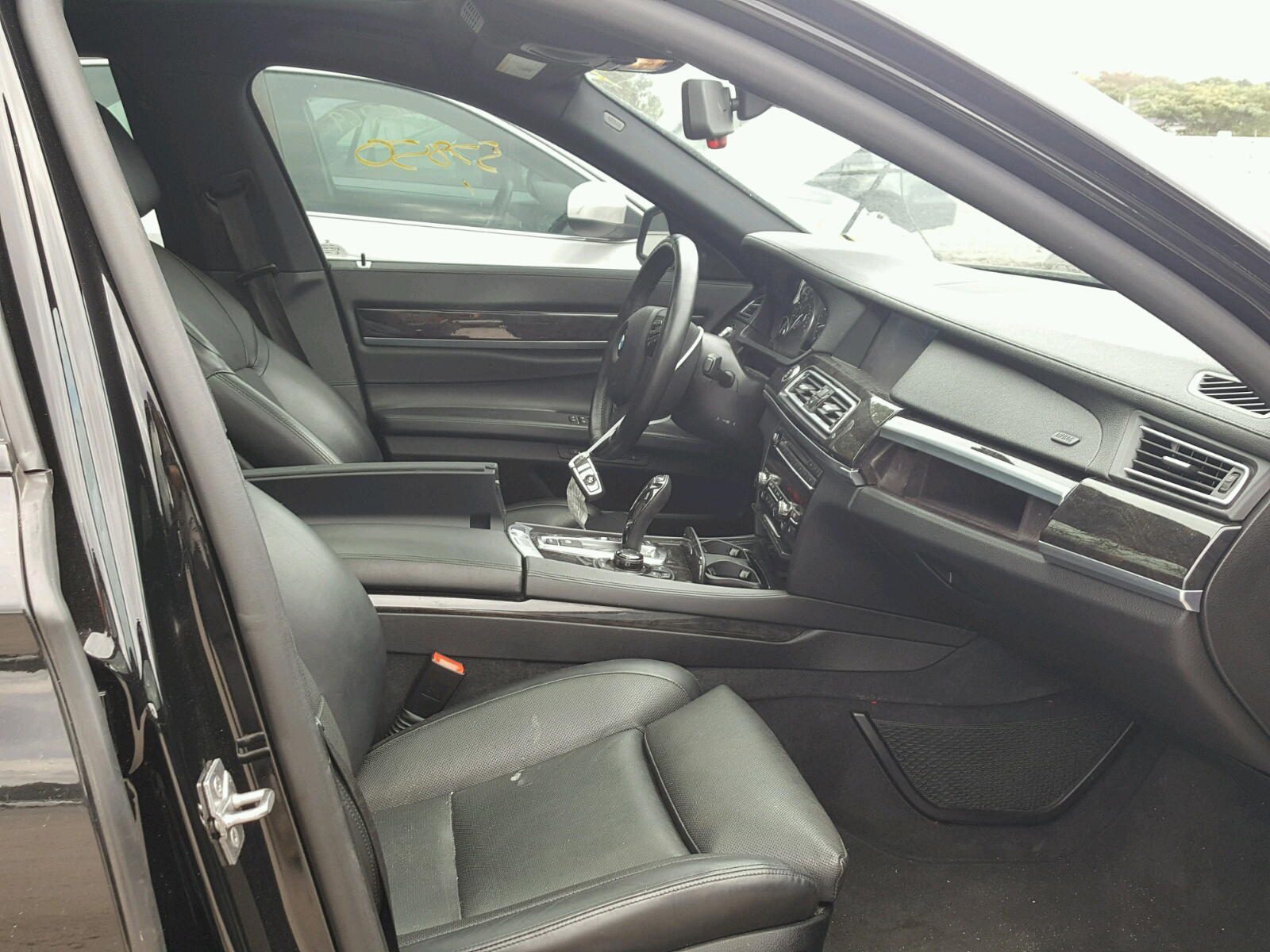Photo 5 from auction – 2012 BMW 750 LI with VIN WBAKB8C53CC963189