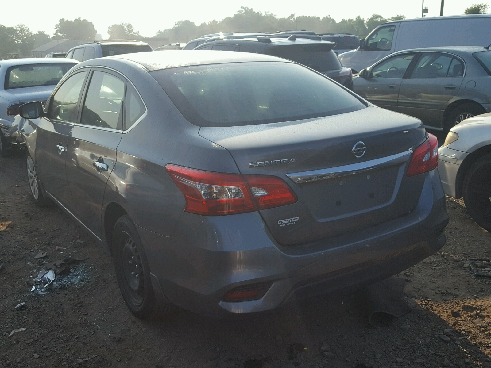 Photo 3 from auction – 2016 NISSAN SENTRA S with VIN 3N1AB7AP9GY222848