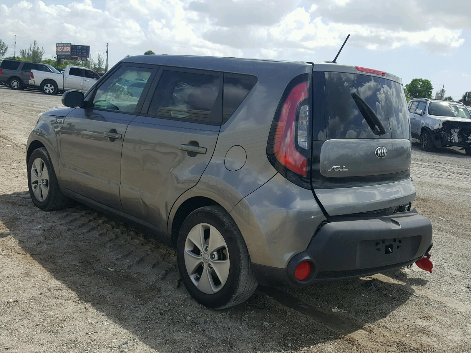 Photo 3 from auction – 2016 KIA SOUL with VIN KNDJN2A25G7396803