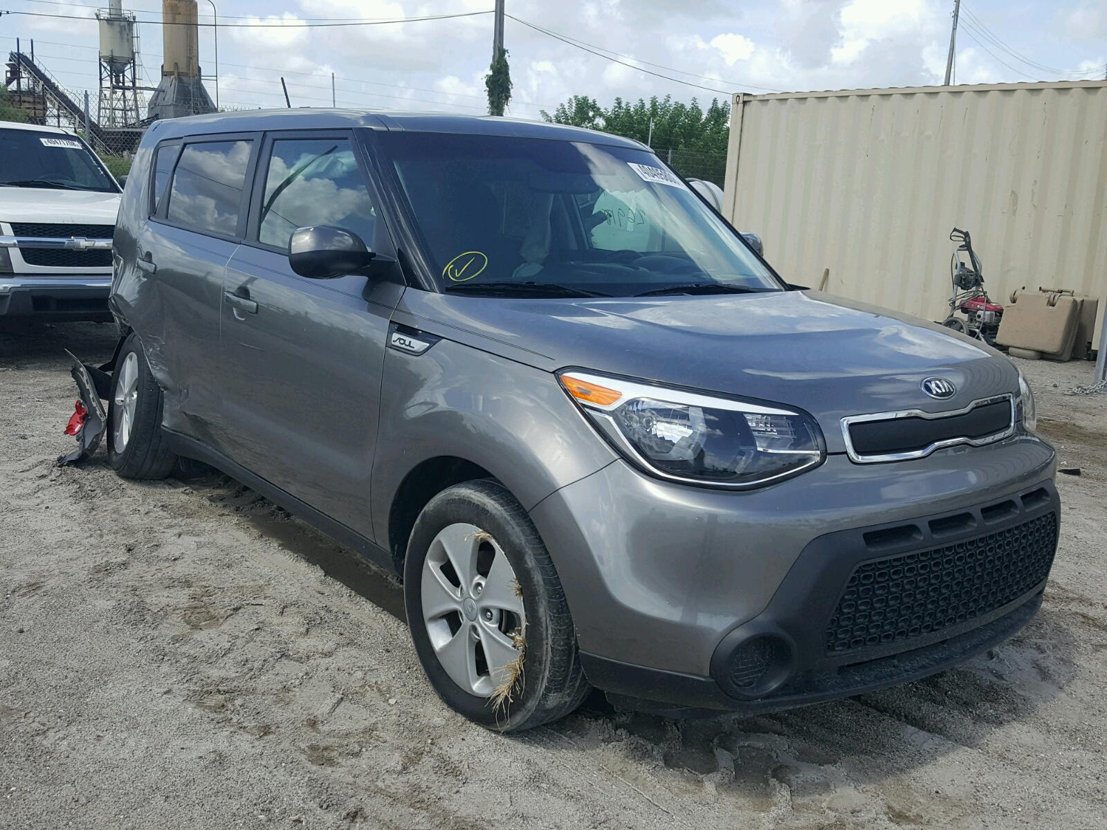 KIA SOUL 2016 with VIN KNDJN2A25G7396803 - Photo from auction