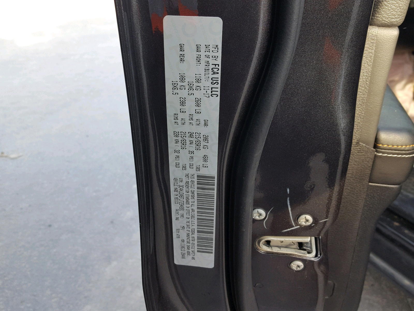 Photo 10 from auction – 2018 JEEP COMPASS SP with VIN 3C4NJDAB7JT234991