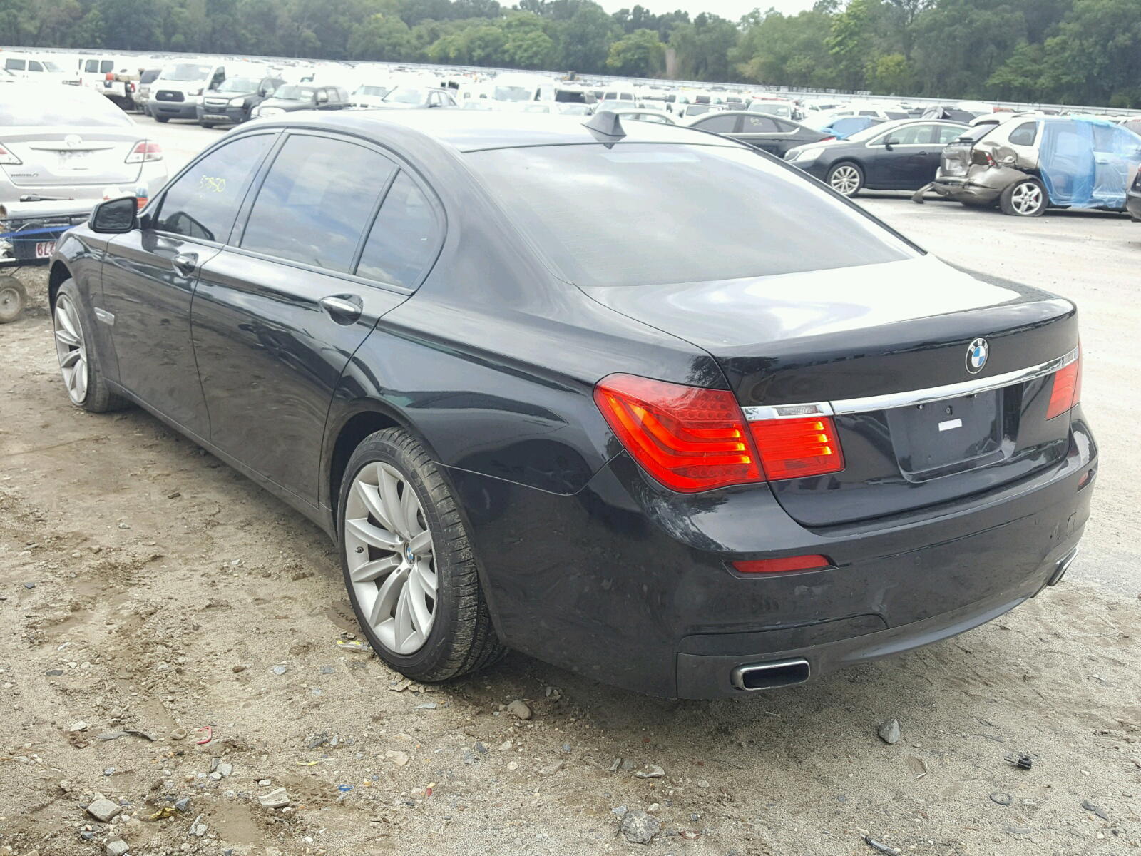 Photo 3 from auction – 2012 BMW 750 LI with VIN WBAKB8C53CC963189