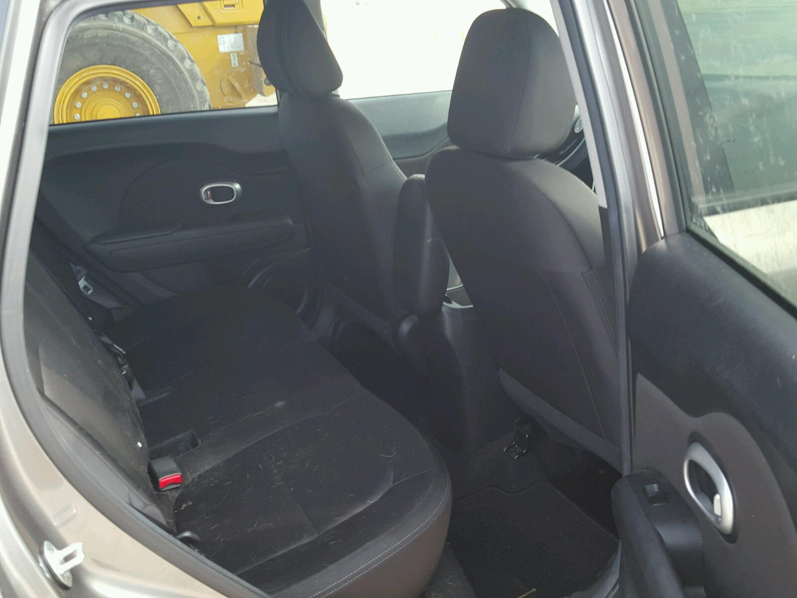 Photo 6 from auction – 2016 KIA SOUL with VIN KNDJN2A23G7354579