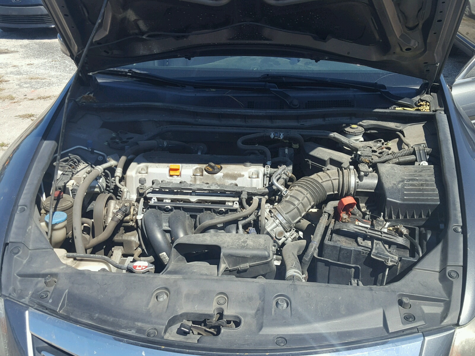 Photo 7 from auction – 2011 HONDA ACCORD EXL with VIN 1HGCP2F81BA121636