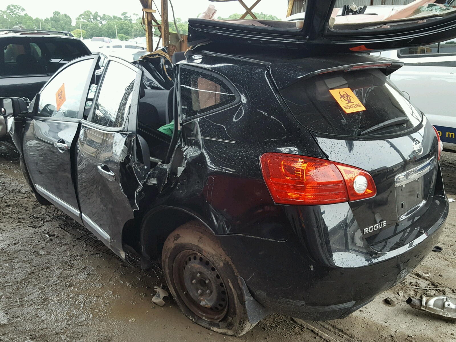 Photo 3 from auction – 2012 NISSAN ROGUE S with VIN JN8AS5MT7CW612170