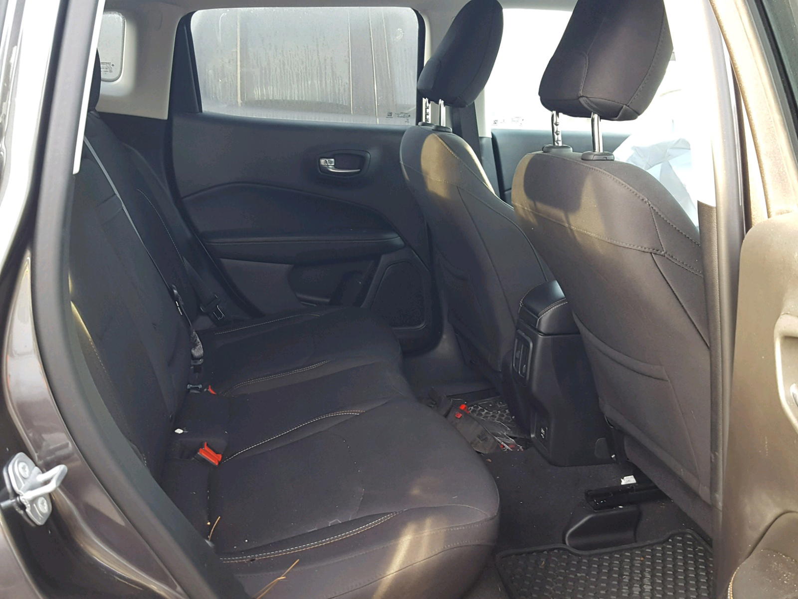 Photo 6 from auction – 2018 JEEP COMPASS SP with VIN 3C4NJDAB7JT234991