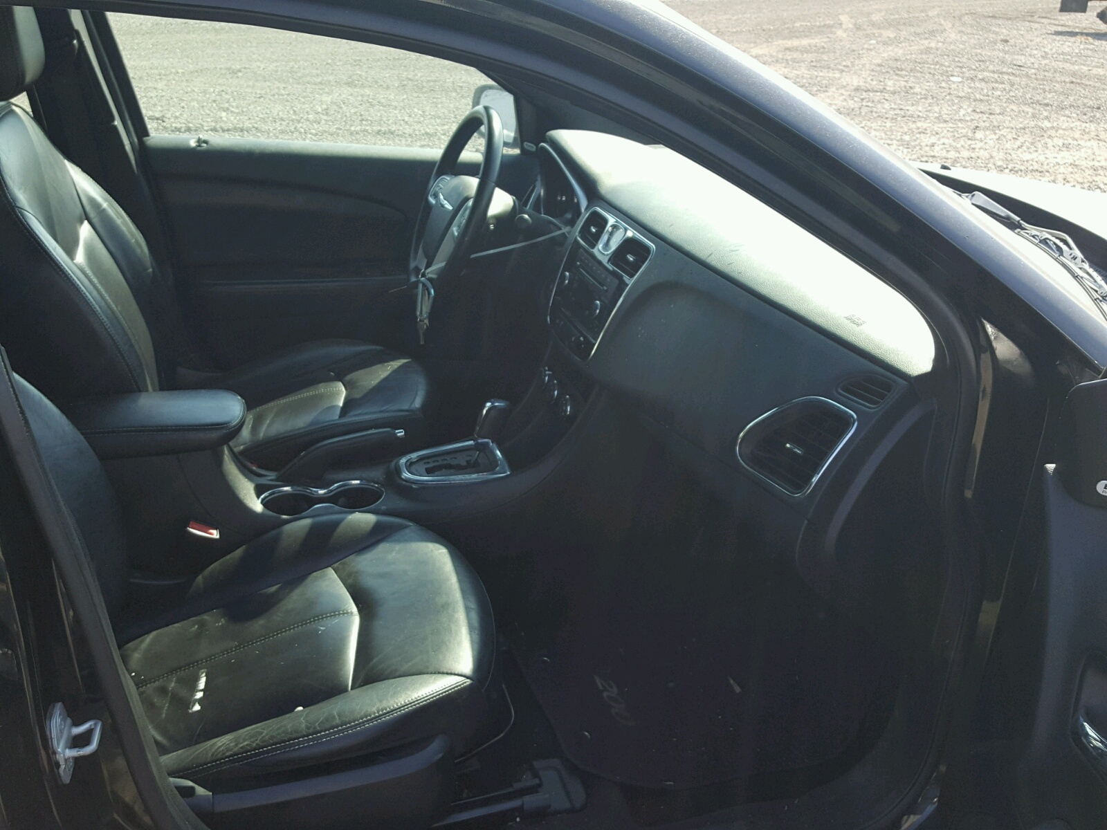 صورة رقم 5 من المزاد - 2013 CHRYSLER 200 LIMITE مع VIN 1C3CCBCGXDN514783