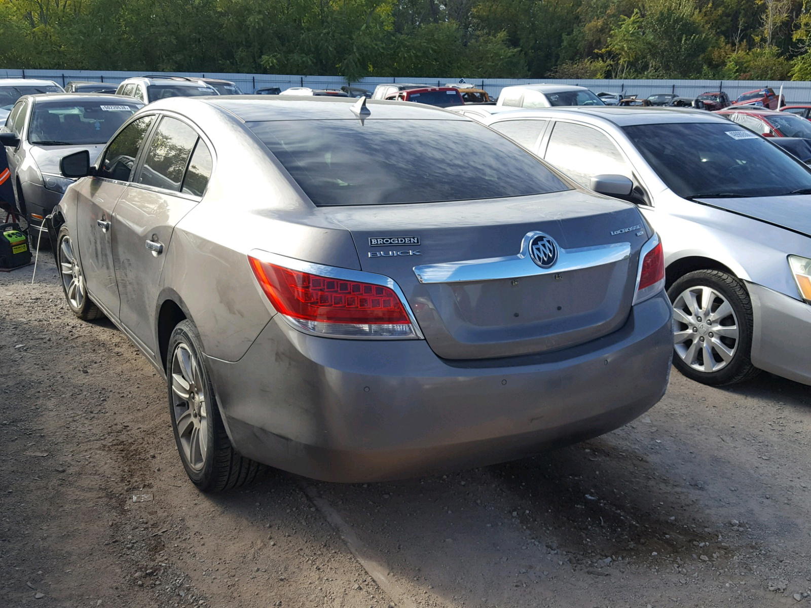 Photo 3 from auction – 2011 BUICK LACROSSE C with VIN 1G4GC5ED3BF209095
