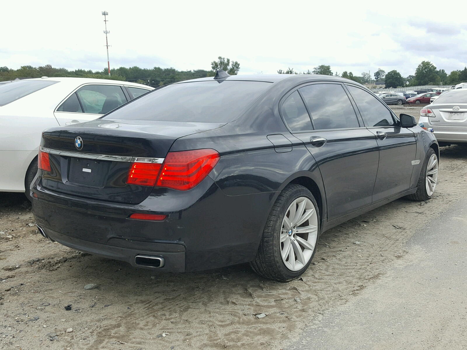 Photo 4 from auction – 2012 BMW 750 LI with VIN WBAKB8C53CC963189