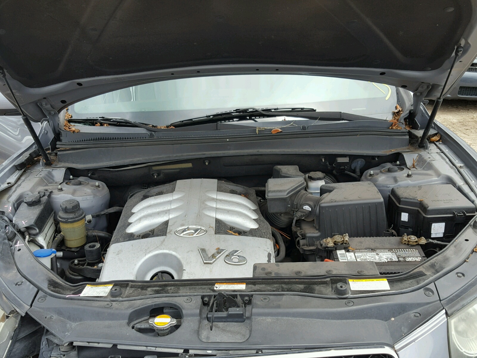 Photo 11 from auction – 2007 HYUNDAI SANTA FE S with VIN 5NMSH13E77H045963