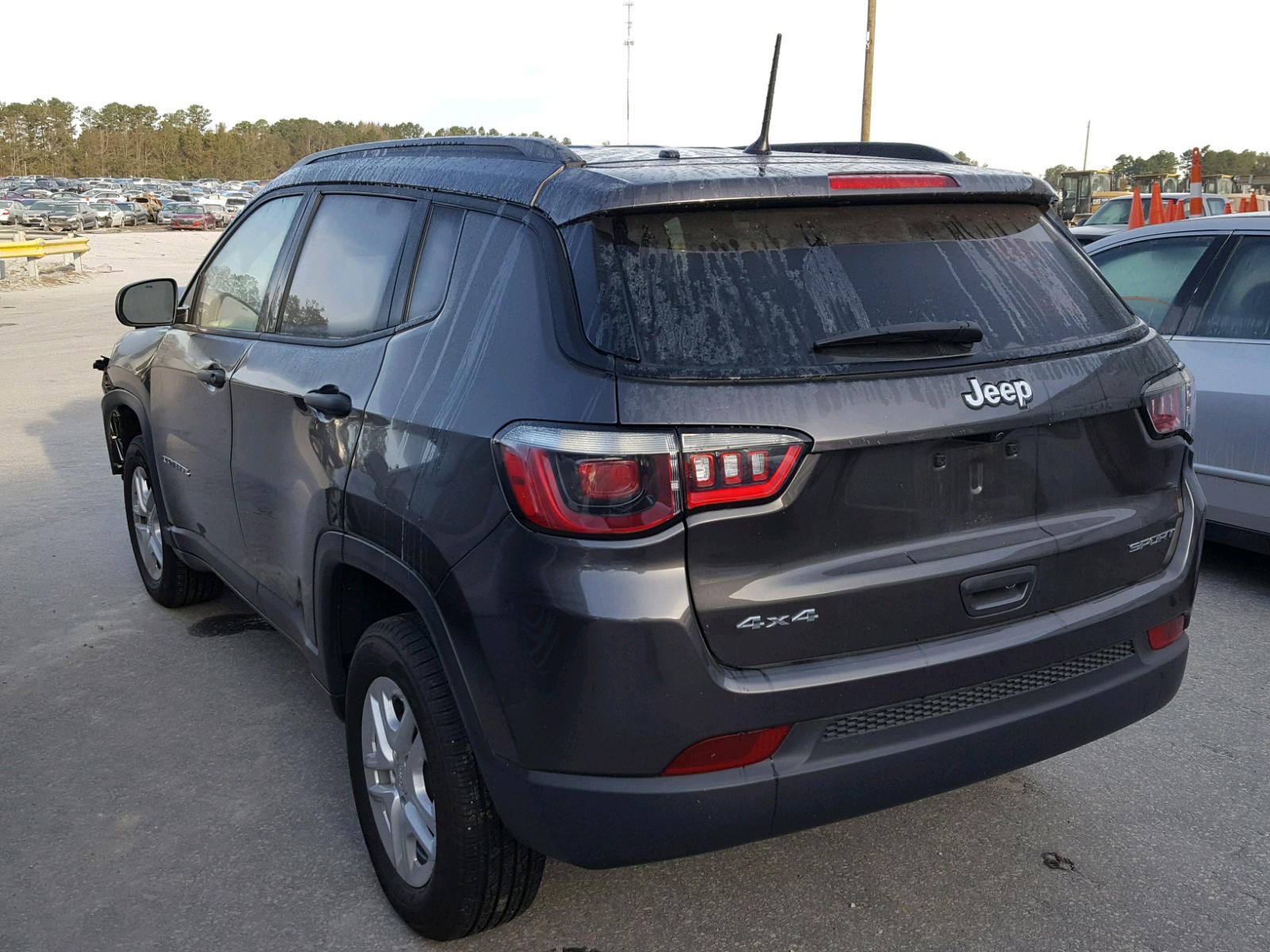 Photo 3 from auction – 2018 JEEP COMPASS SP with VIN 3C4NJDAB7JT234991
