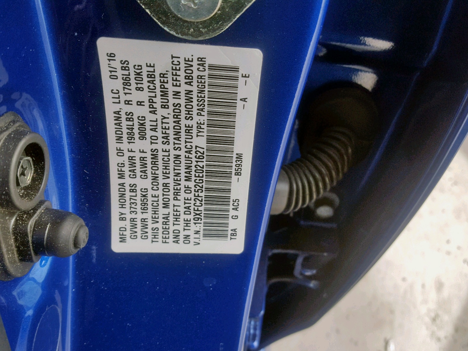 Photo 11 from auction – 2016 HONDA CIVIC LX with VIN 19XFC2F52GE021627
