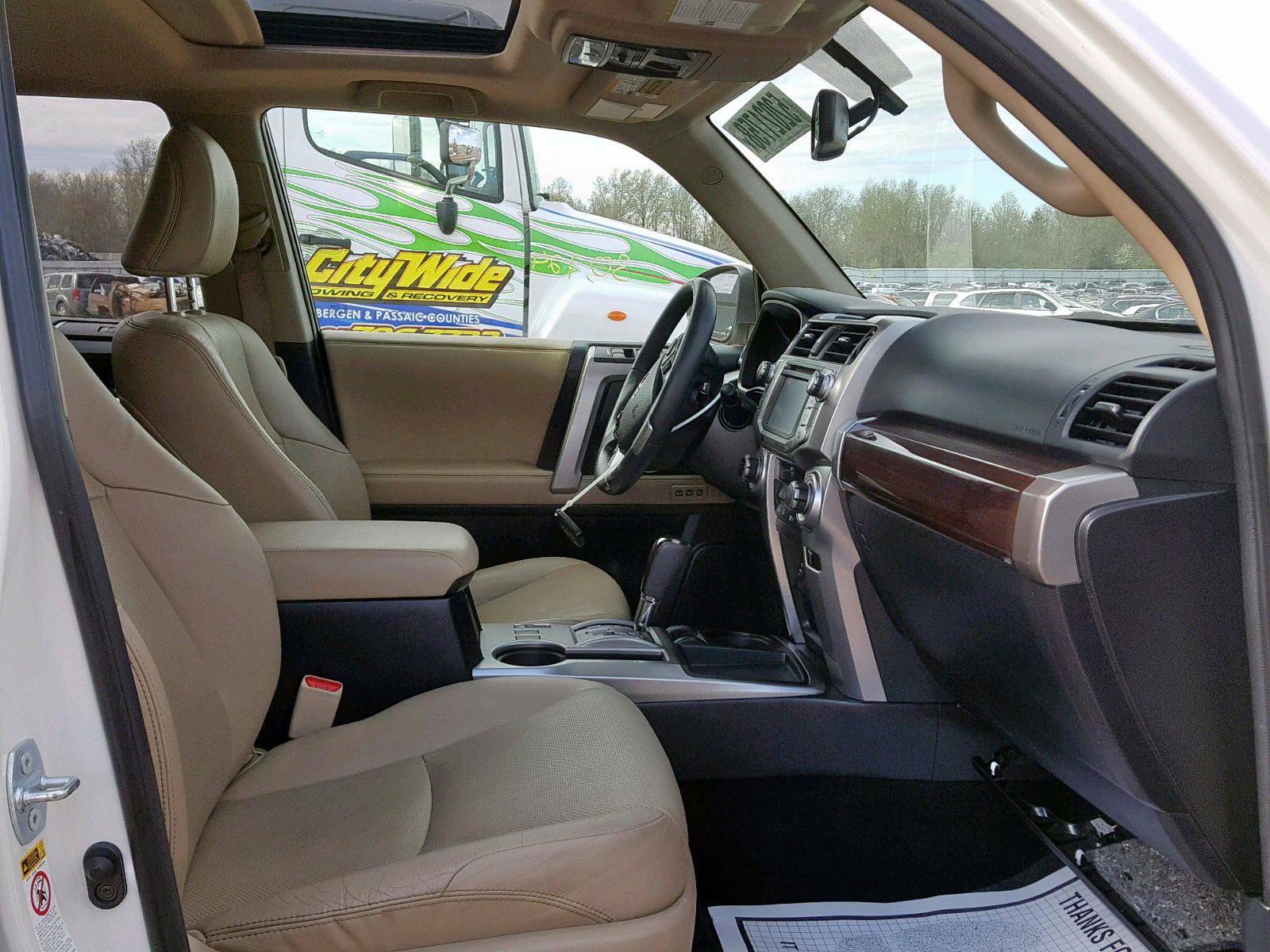 Photo 5 from auction – 2015 TOYOTA 4RUNNER SR with VIN JTEZU5JR9J5172551