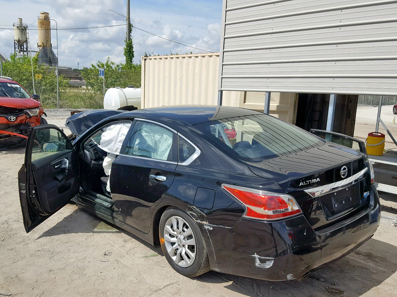 Photo 3 from auction – 2014 NISSAN ALTIMA 2.5 with VIN 1N4AL3AP2EN374117