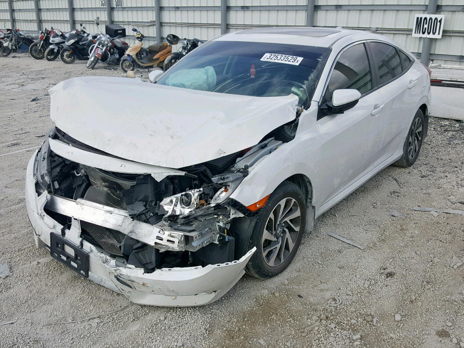 Photo 2 from auction – 2017 HONDA CIVIC EX with VIN 19XFC2F78HE082273