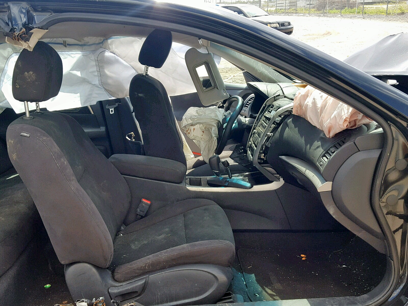 Photo 5 from auction – 2014 NISSAN ALTIMA 2.5 with VIN 1N4AL3AP2EN374117