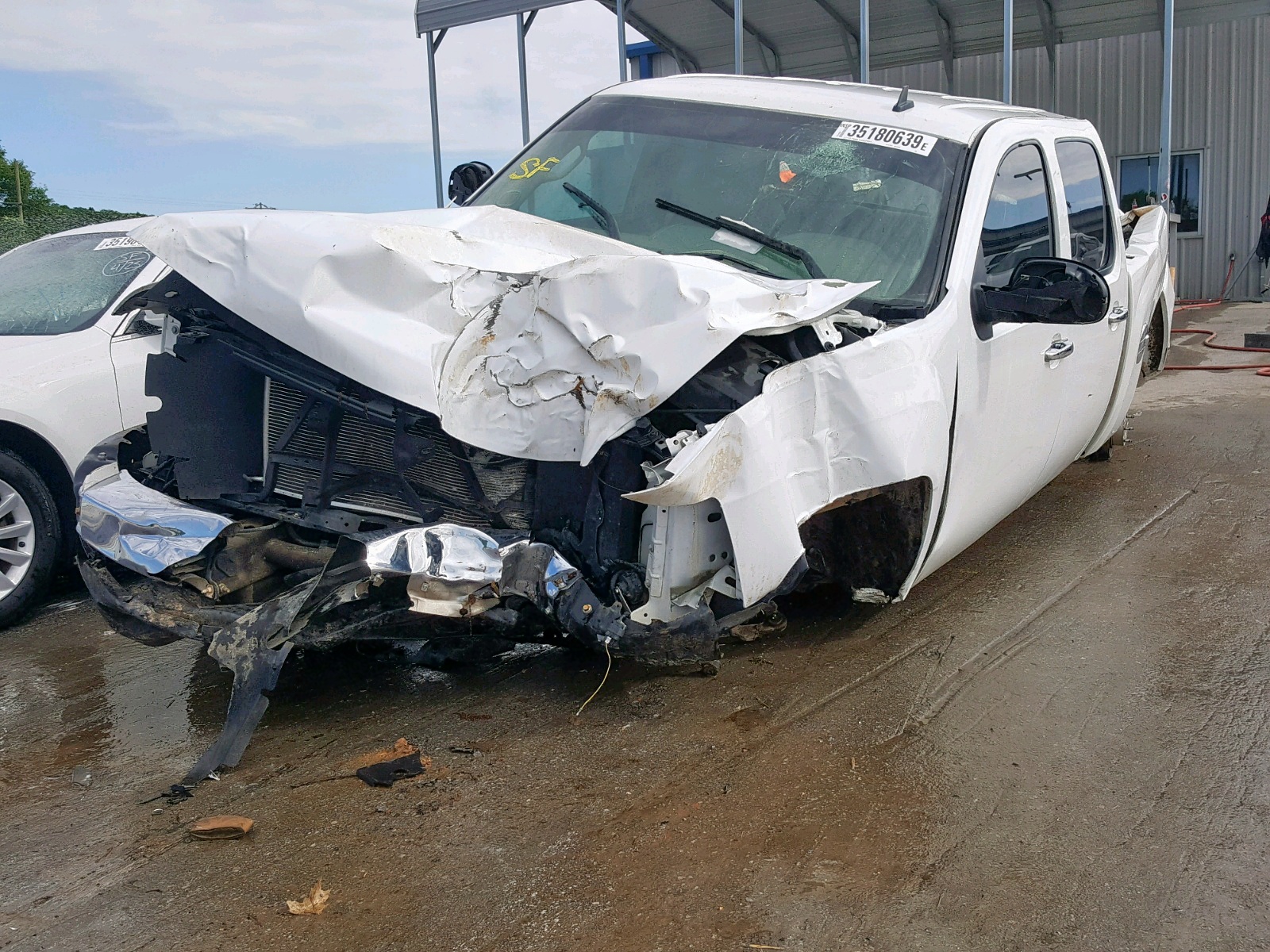 صورة رقم 2 من المزاد - 2007 CHEVROLET SILVERADO مع VIN 2GCEK13C471723442