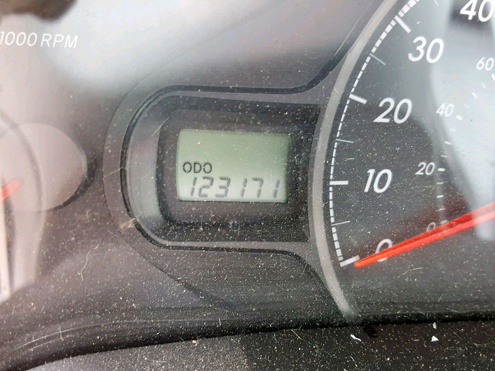 Photo 8 from auction – 2014 TOYOTA SIENNA LE with VIN 5TDJK3DC7ES092300