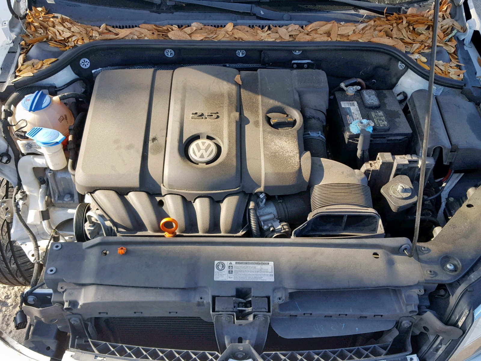 Photo 7 from auction – 2012 VOLKSWAGEN JETTA SE with VIN 3VWDP7AJ5CM342894