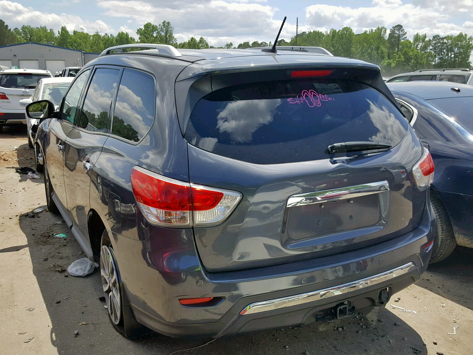 Photo 3 from auction – 2013 NISSAN PATHFINDER with VIN 5N1AR2MNXDC647534