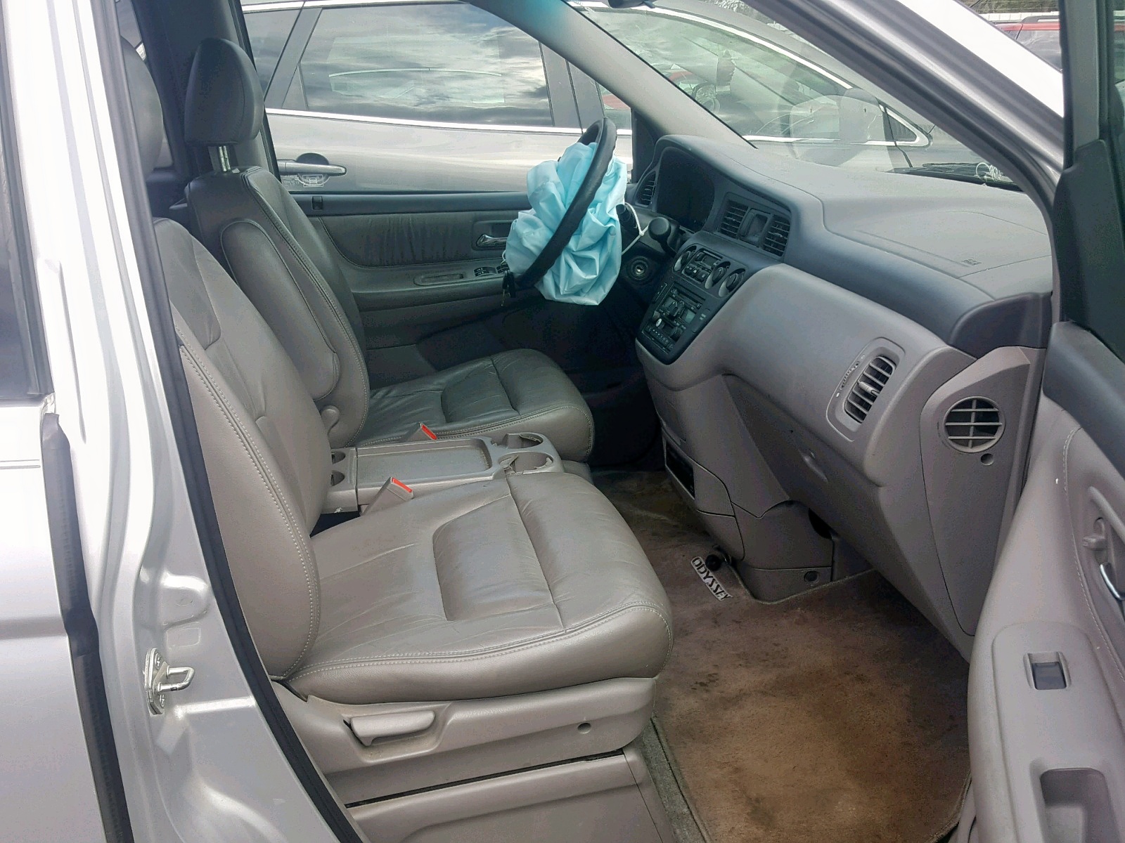 Photo 5 from auction – 2003 HONDA ODYSSEY EX with VIN 5FNRL18043B140597