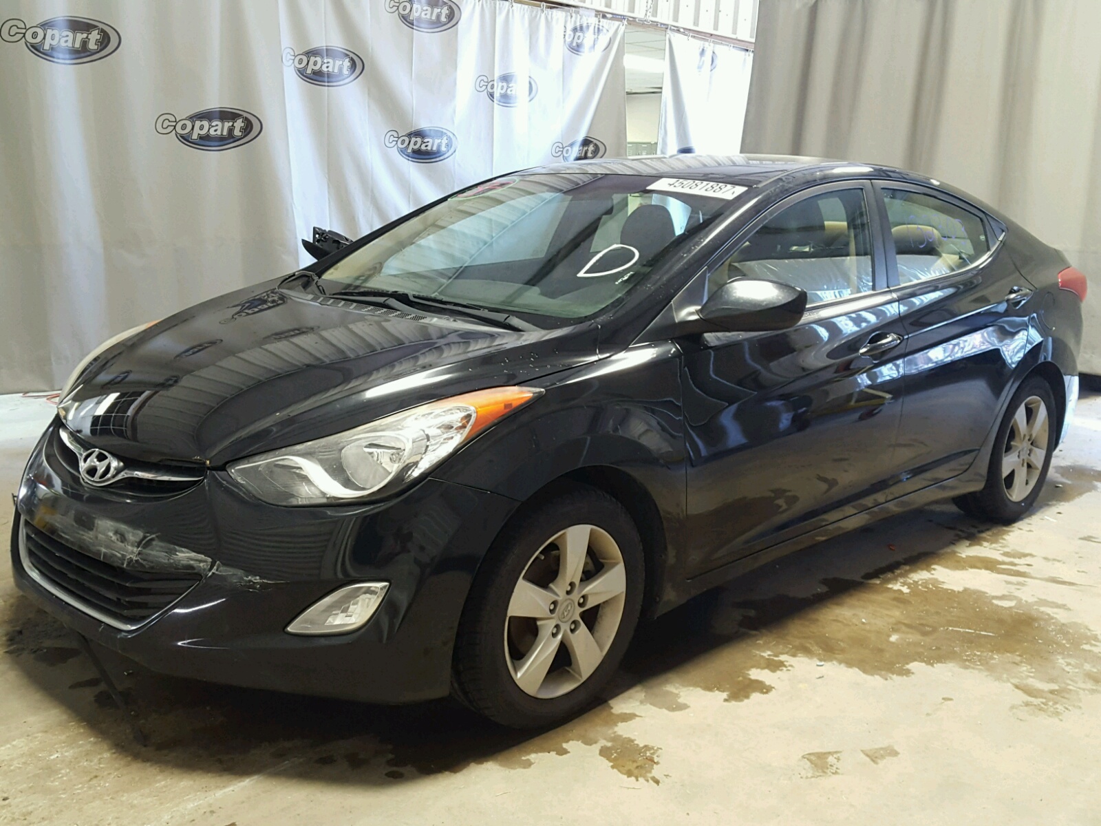 Photo 2 from auction – 2012 HYUNDAI ELANTRA with VIN 5NPDH4AE5CH117575