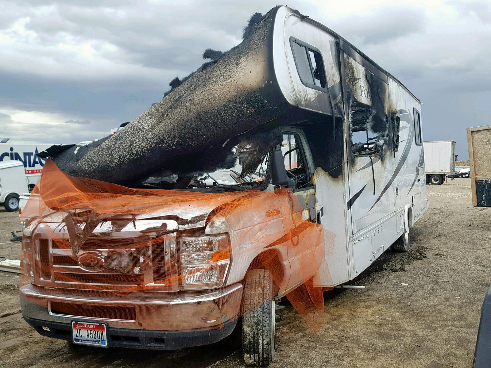 Photo 2 from auction – 2017 FORD ECONOLINE with VIN 1FDXE4FS7HDC15049