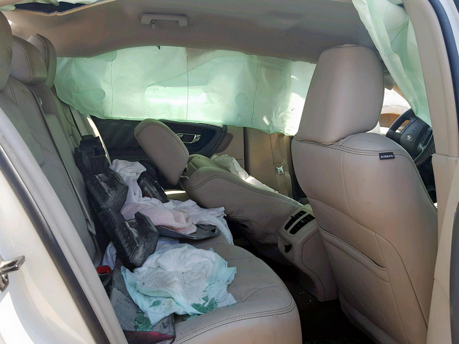 Photo 6 from auction – 2011 FORD TAURUS SEL with VIN 1FAHP2EWXBG120105