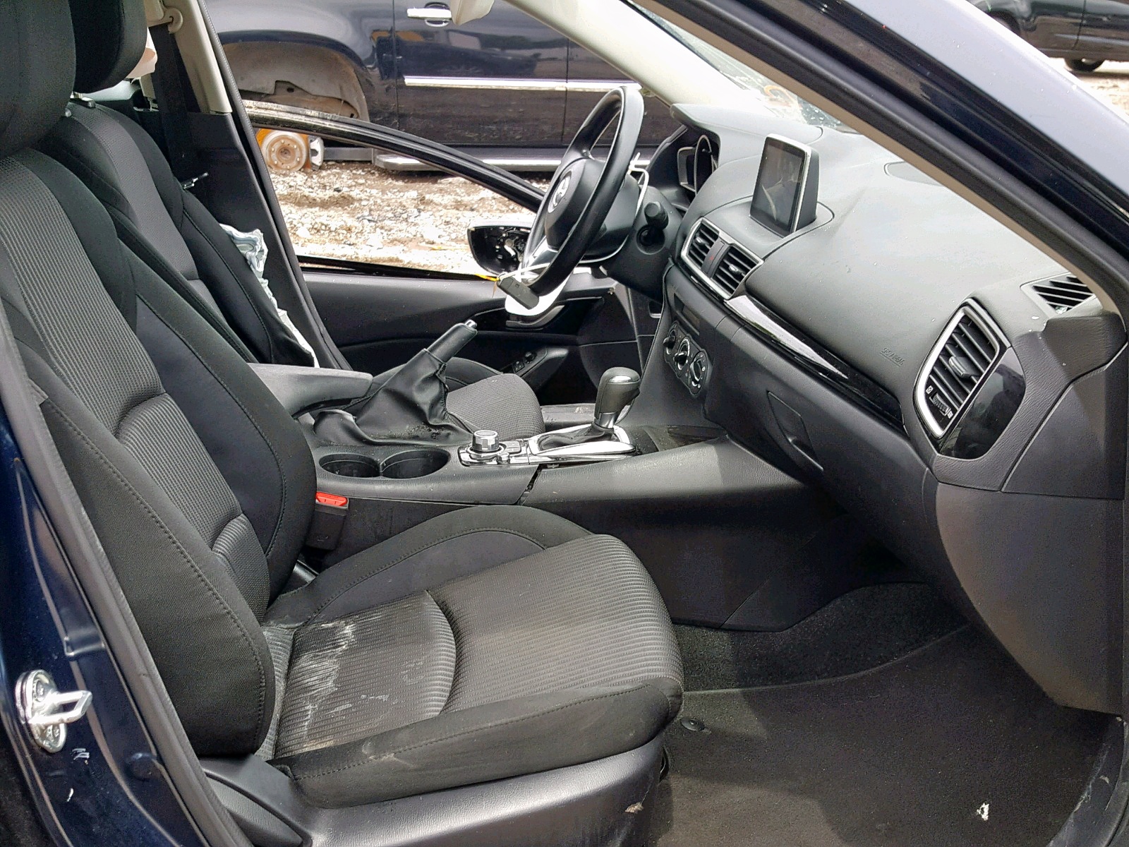 Photo 5 from auction – 2016 MAZDA 3 SPORT with VIN JM1BM1U77G1333262