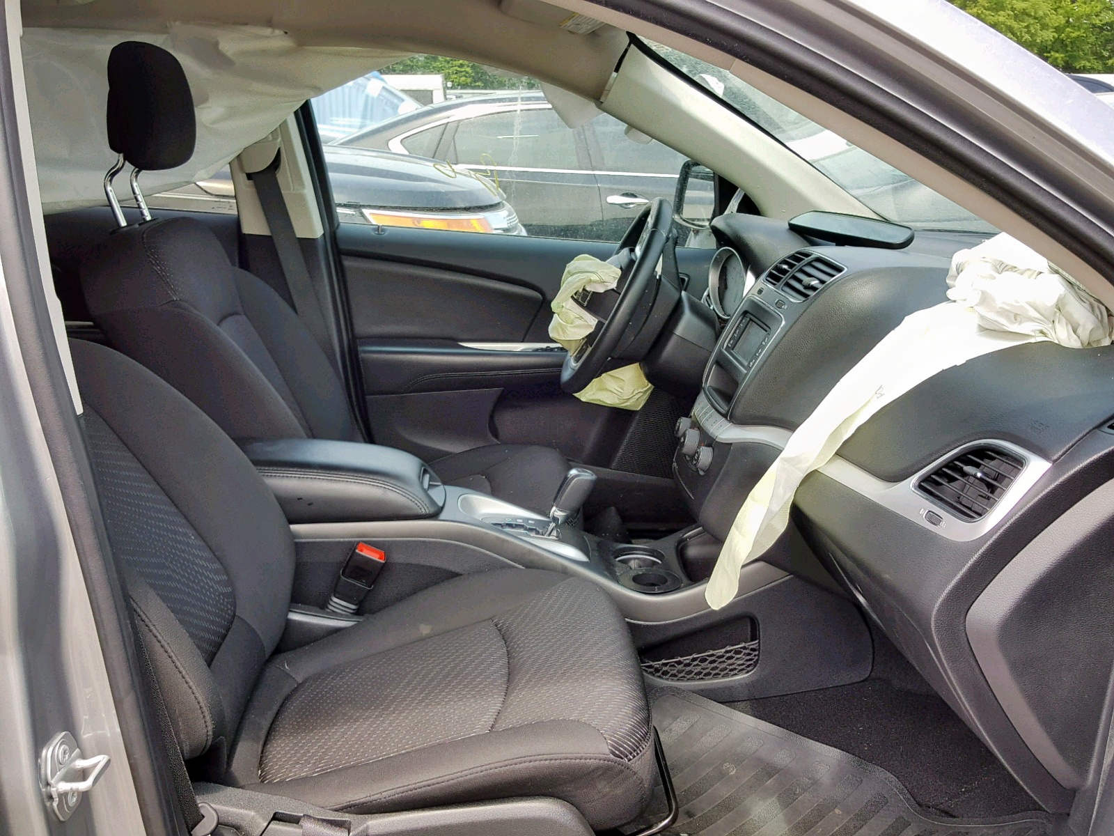 Zdjęcie 5 z aukcji – 2018 DODGE JOURNEY SE z VIN 3C4PDCAB7JT219093