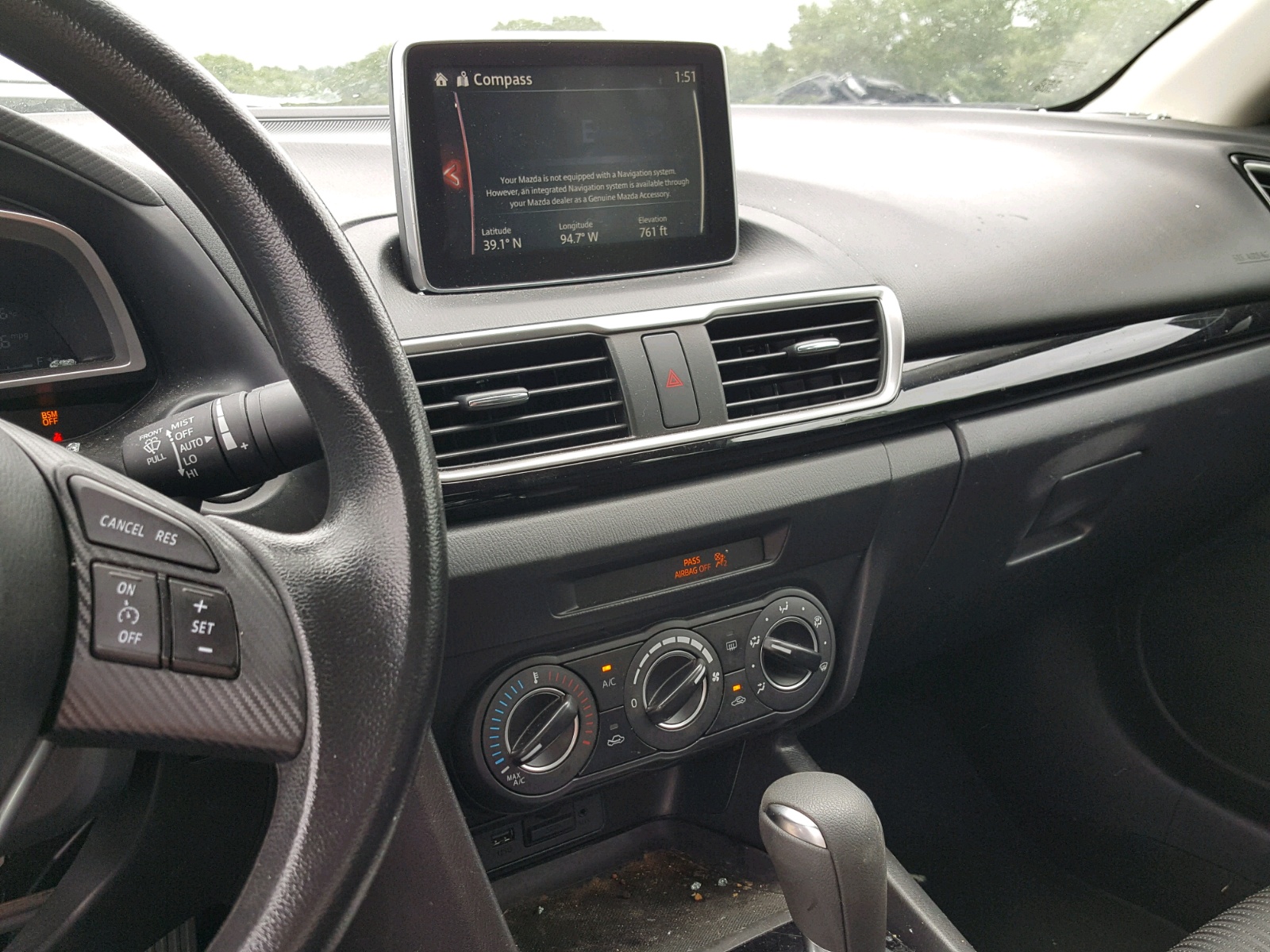 Photo 9 from auction – 2016 MAZDA 3 SPORT with VIN JM1BM1U77G1333262