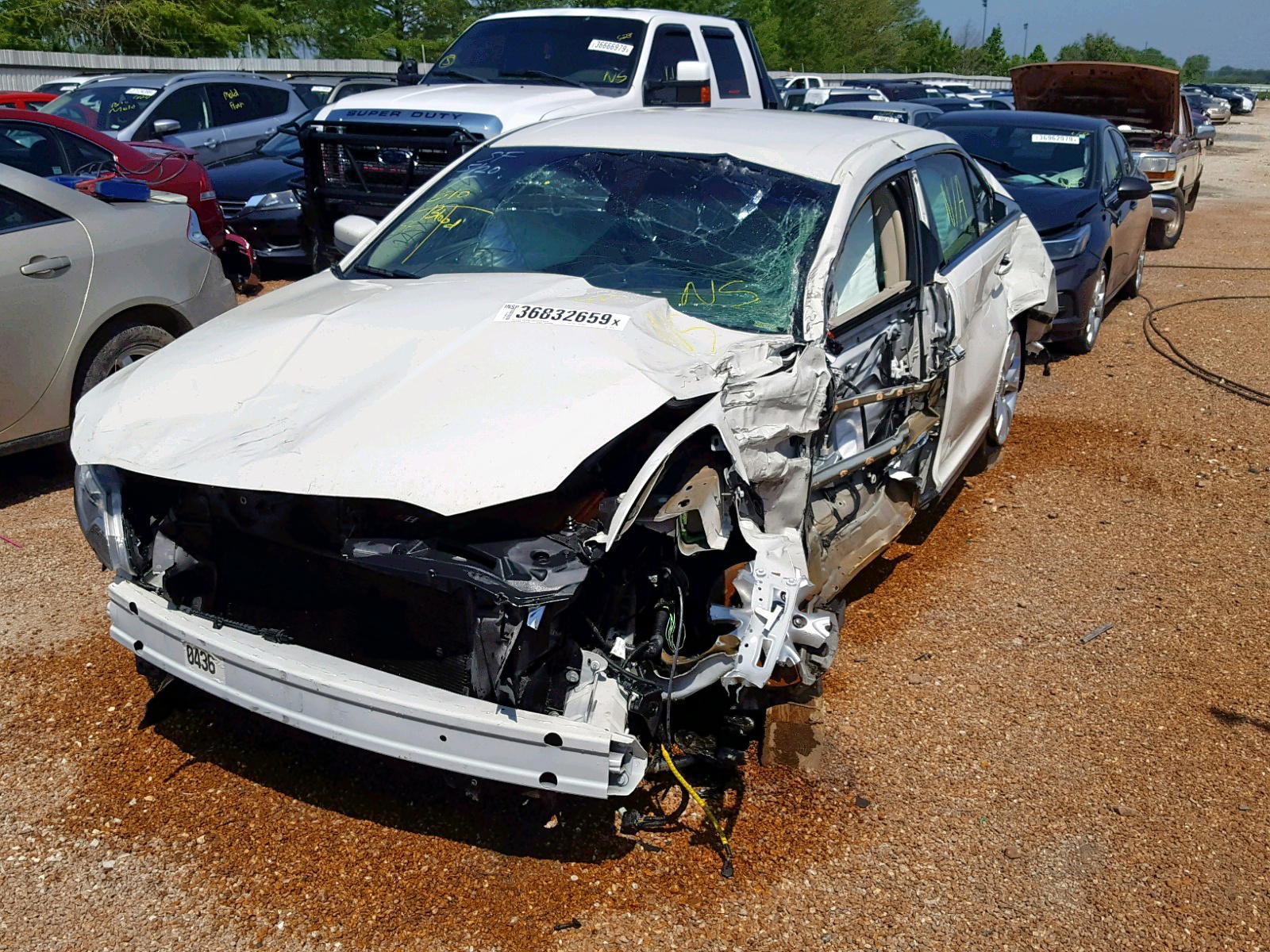 Photo 2 from auction – 2011 FORD TAURUS SEL with VIN 1FAHP2EWXBG120105