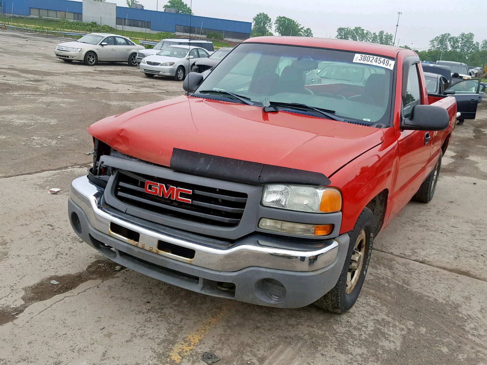 Photo 2 from auction – 2003 GMC NEW SIERRA with VIN 1GTEC14X23Z265870