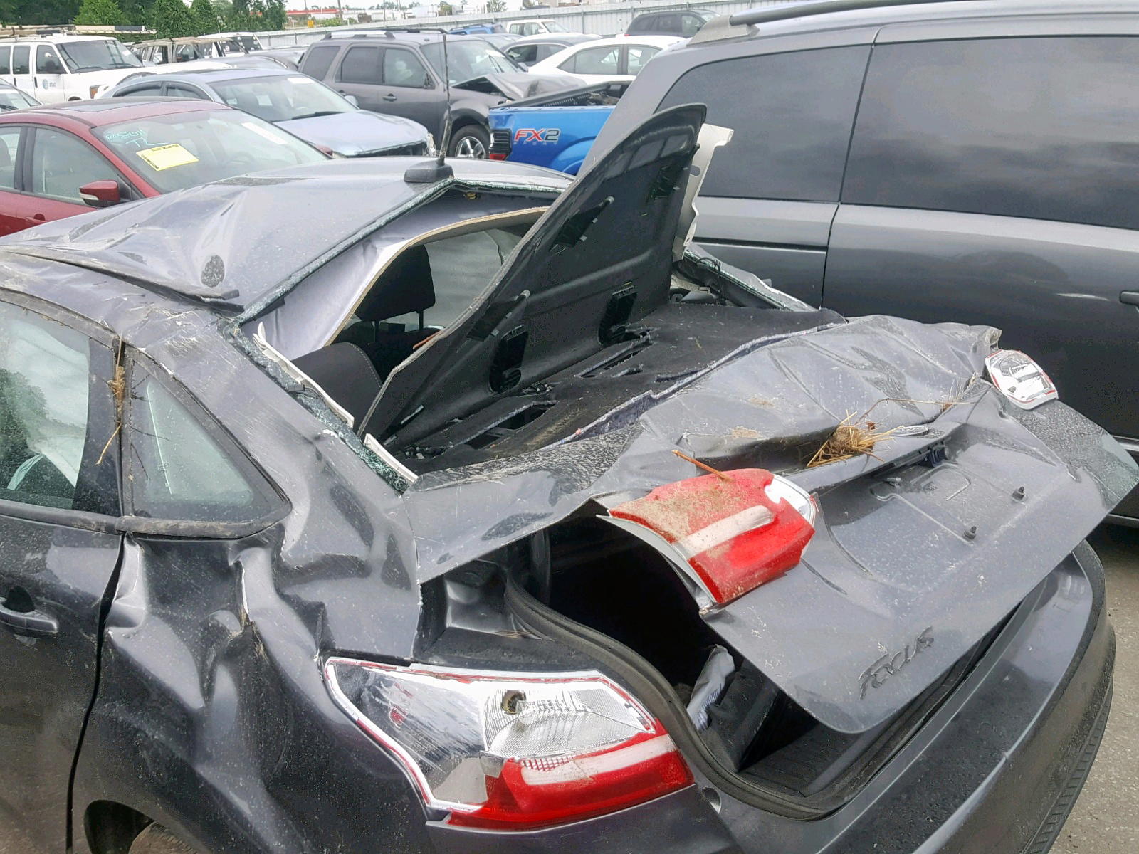 Photo 9 from auction – 2018 FORD FOCUS SE with VIN 1FADP3F25JL291348