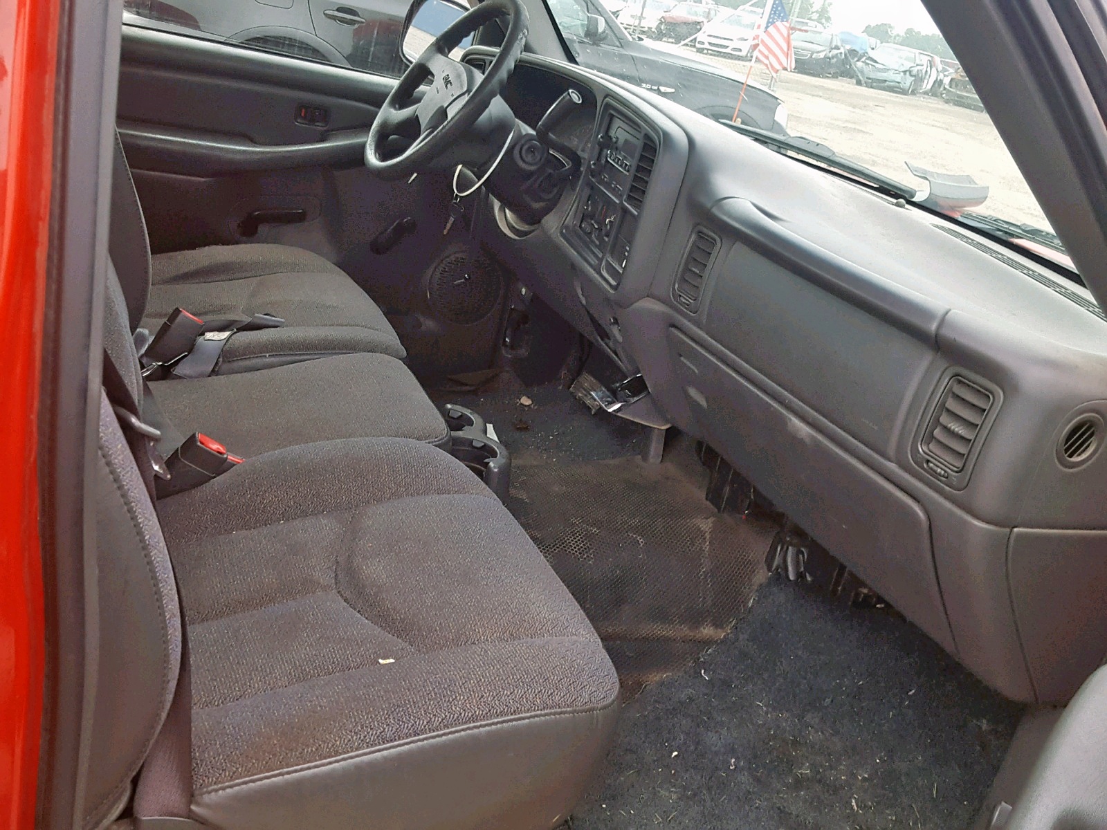 Photo 5 from auction – 2003 GMC NEW SIERRA with VIN 1GTEC14X23Z265870