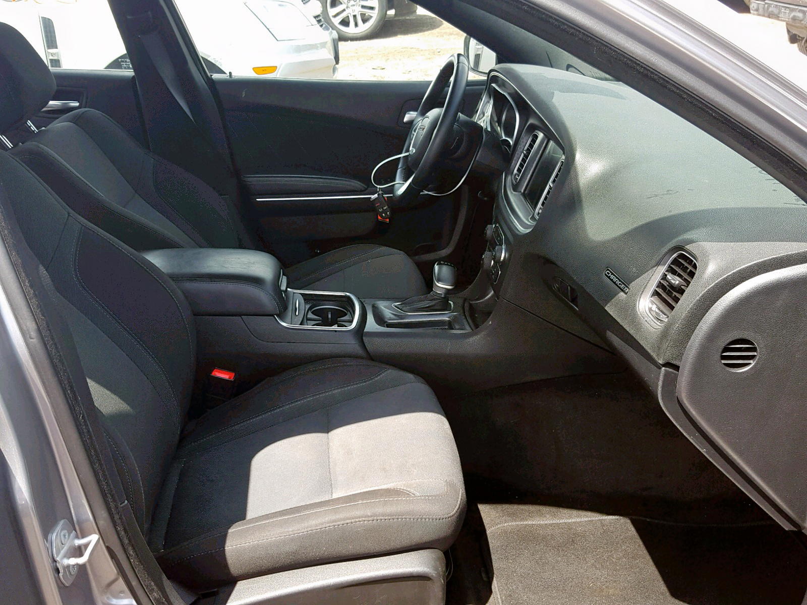 Photo 5 from auction – 2016 DODGE CHARGER SX with VIN 2C3CDXHG0GH112724