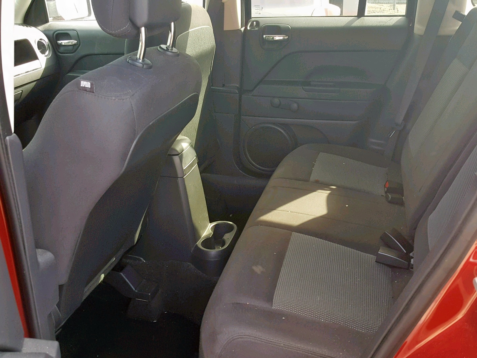 Photo 6 from auction – 2016 JEEP PATRIOT SP with VIN 1C4NJPBA6GD677879