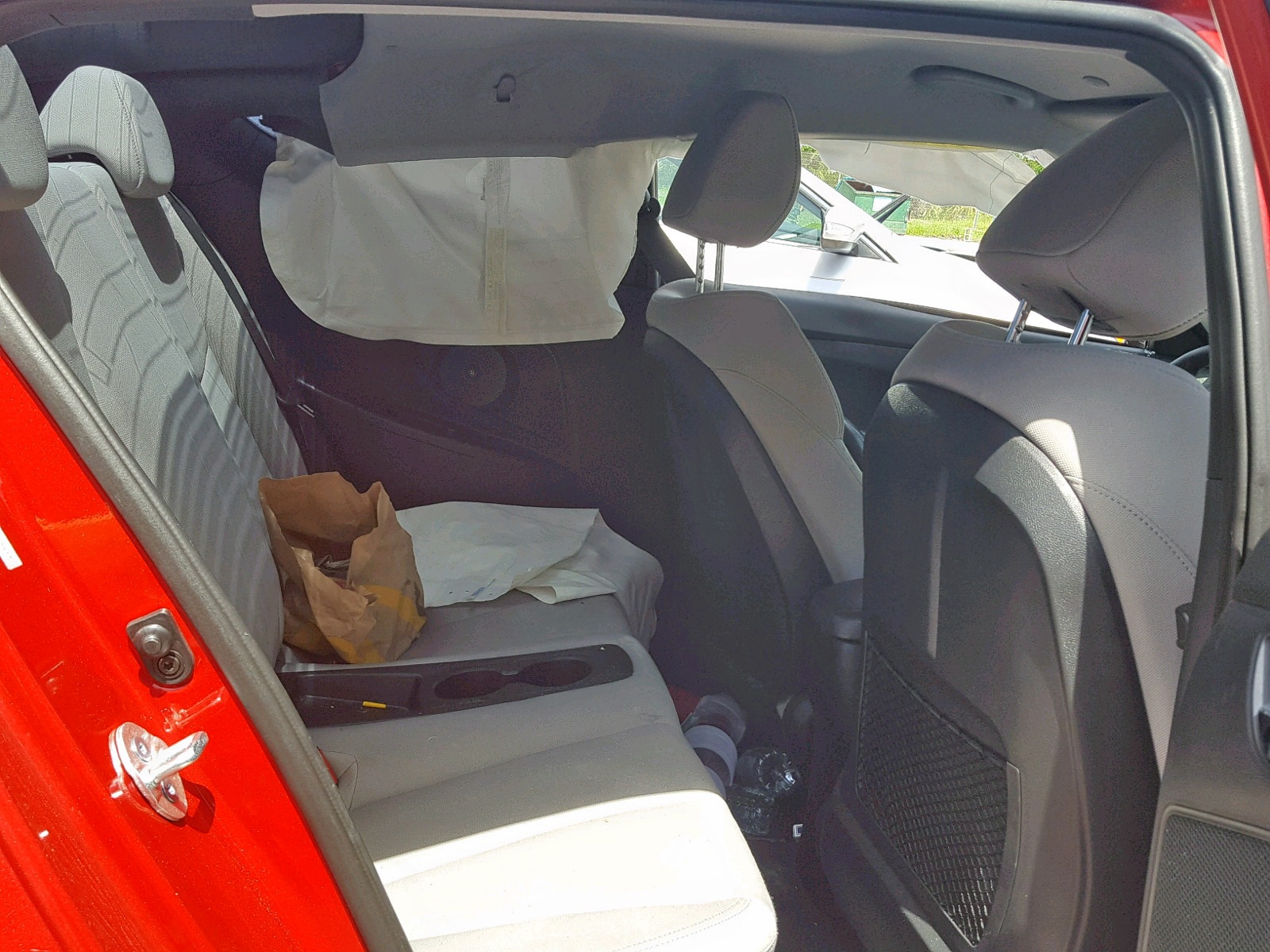 Photo 6 from auction – 2013 HYUNDAI VELOSTER with VIN KMHTC6AD9DU145413