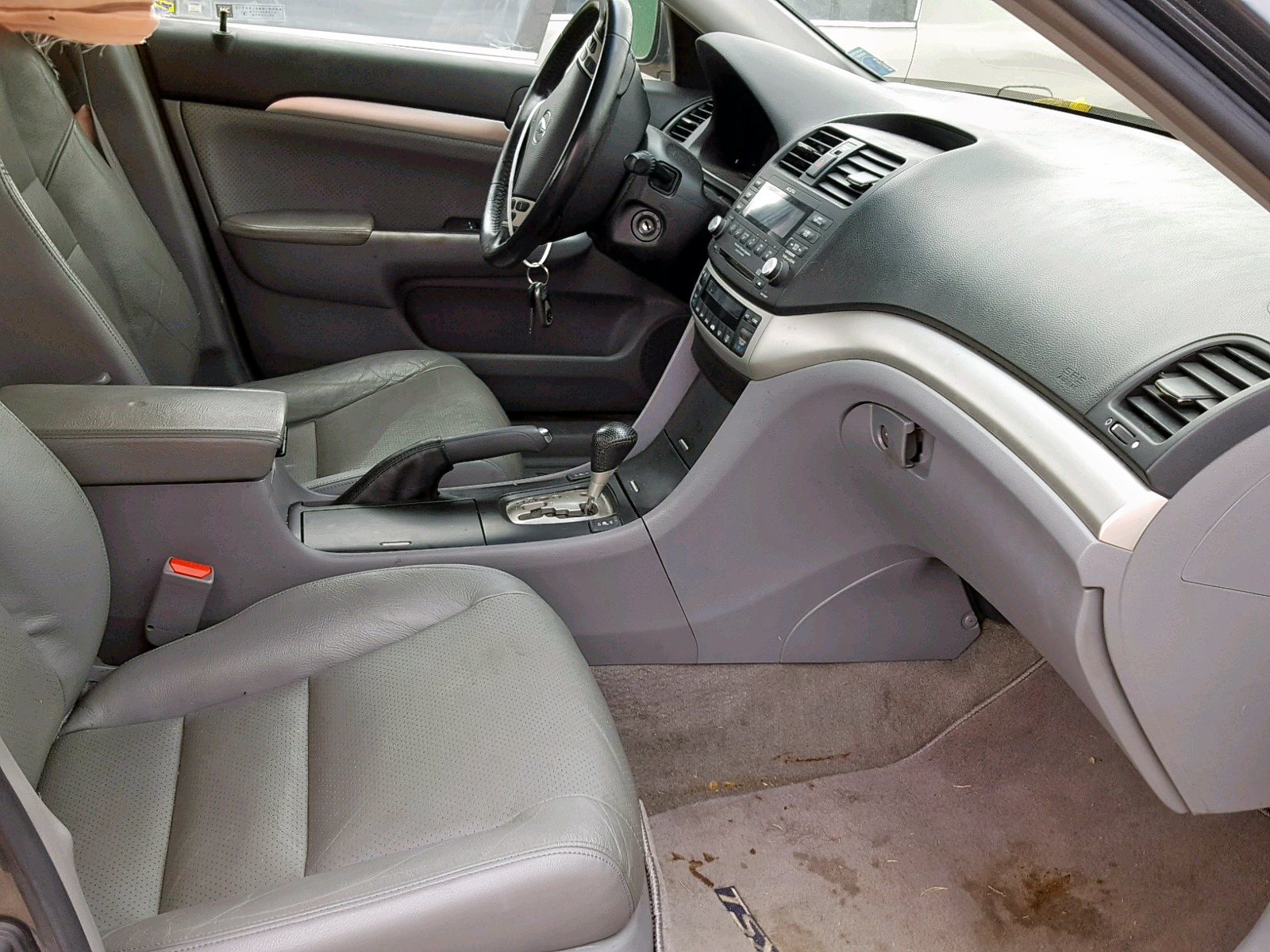 Photo 5 from auction – 2008 ACURA TSX with VIN JH4CL96808C021333
