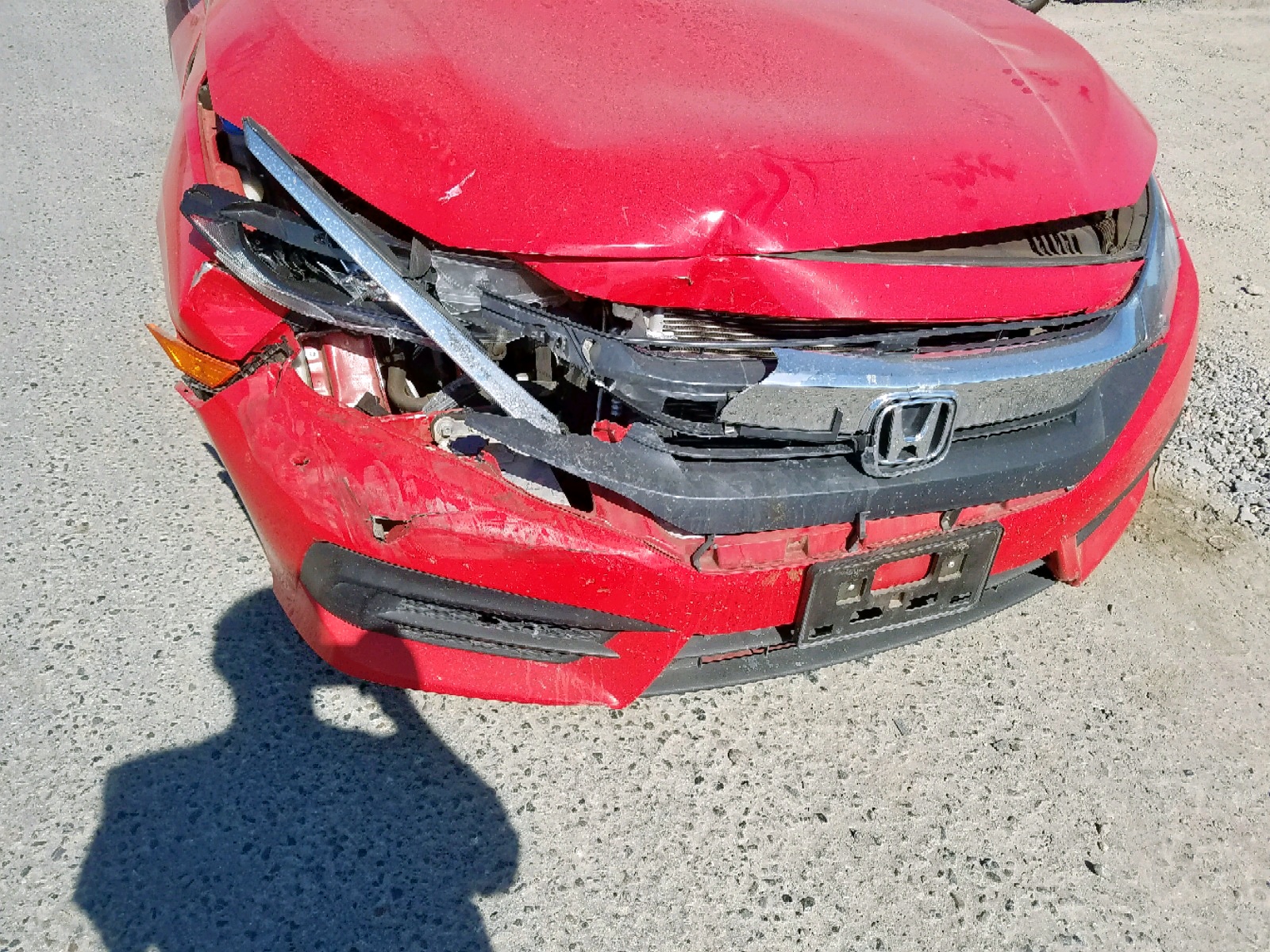 Photo 9 from auction – 2016 HONDA CIVIC LX with VIN 2HGFC2F51GH547463