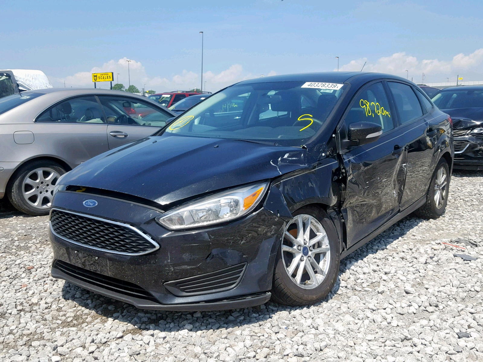 Photo 2 from auction – 2015 FORD FOCUS SE with VIN 1FADP3F26FL335767