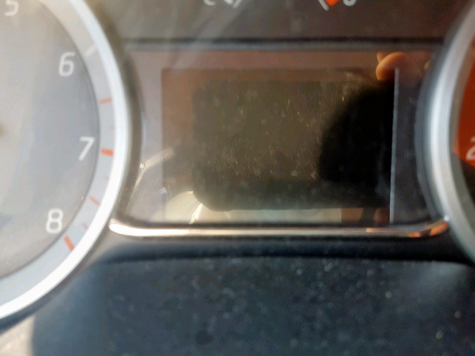 Photo 8 from auction – 2014 NISSAN SENTRA S with VIN 3N1AB7AP6EL638043